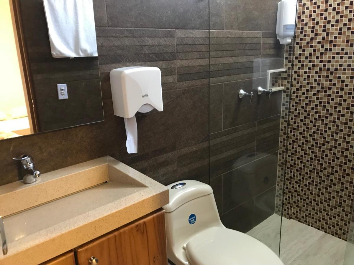 Hotel Bahia Guatapé Екстериор снимка