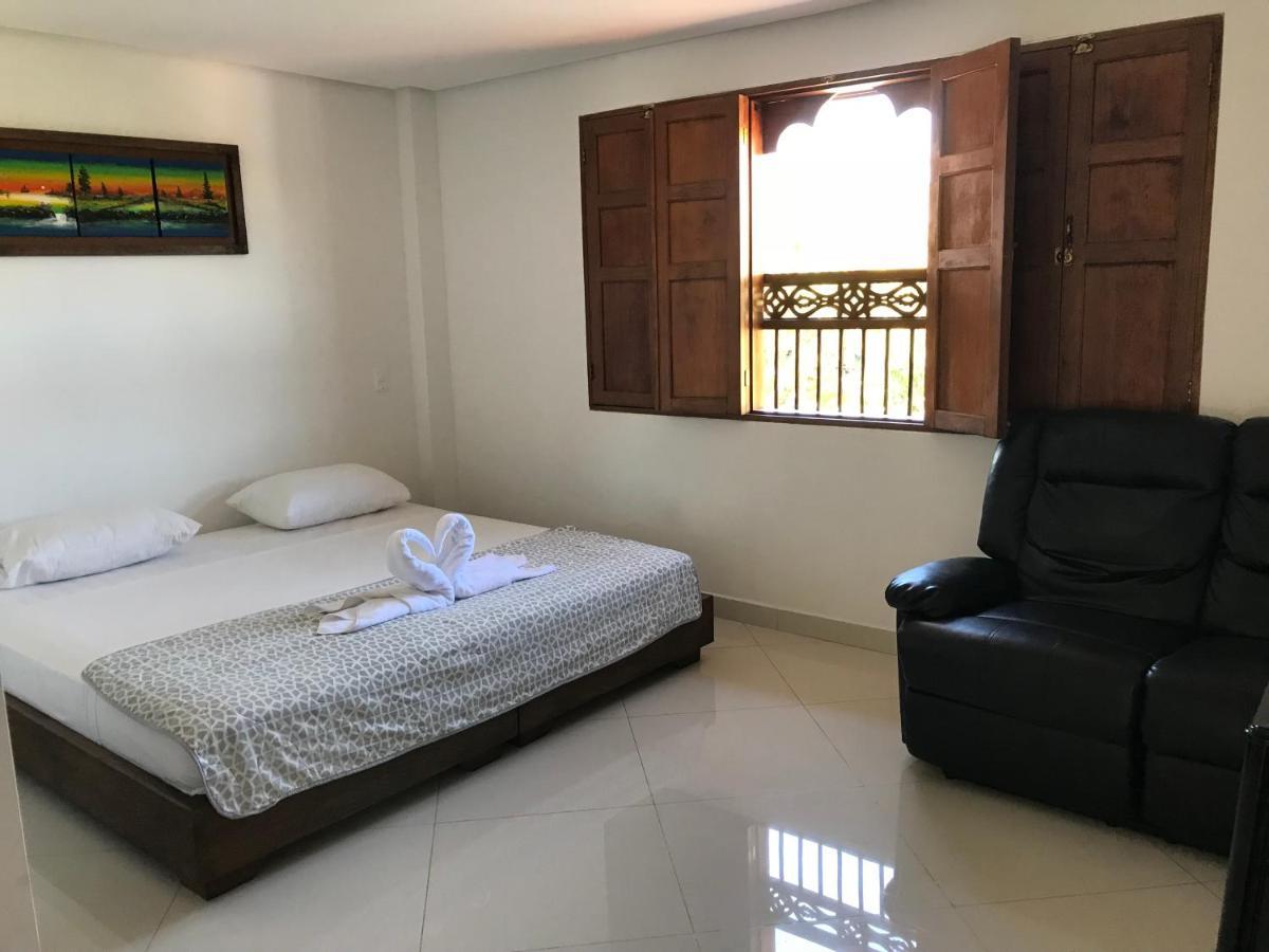 Hotel Bahia Guatapé Екстериор снимка