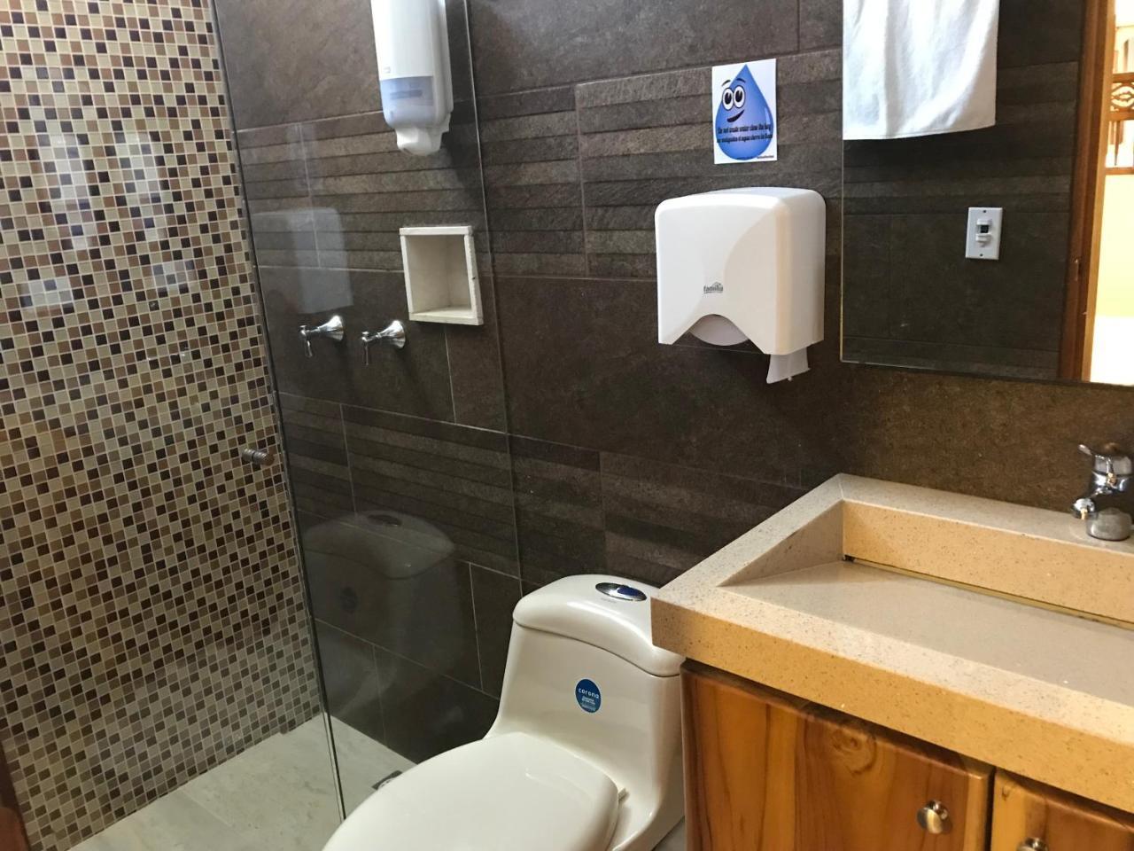 Hotel Bahia Guatapé Екстериор снимка