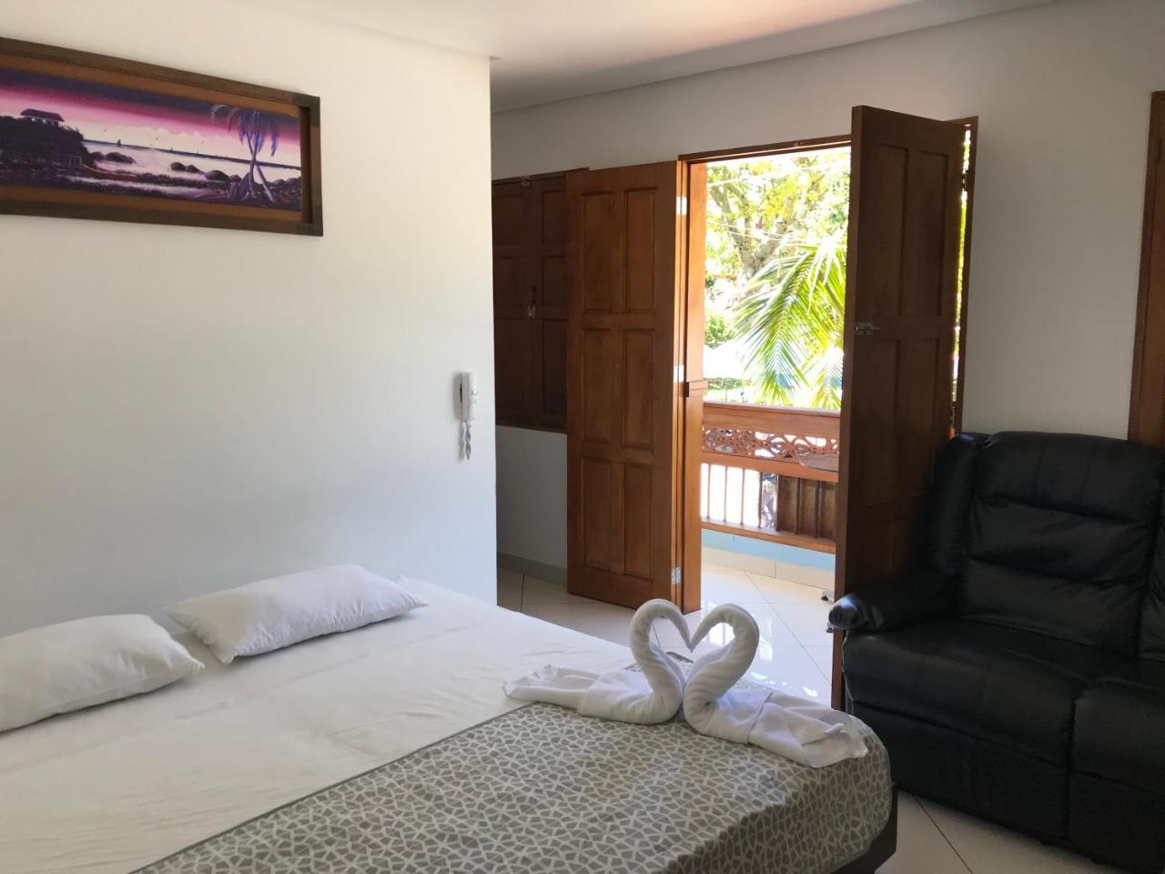 Hotel Bahia Guatapé Екстериор снимка